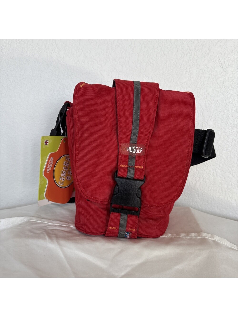 Hugger Crossbody Camera Bag K100